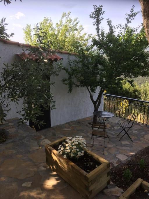 הוילה Theisoa.Old Little House In The Garden . Andritsaina. מראה חיצוני תמונה